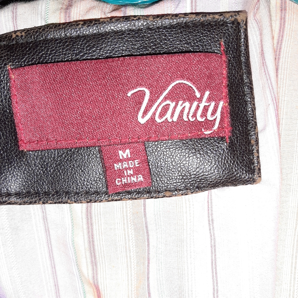 Vanity leather Jacket - Picture 2 of 3